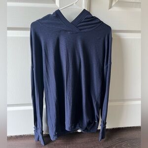 Women’s Lululemon Sweatshirt